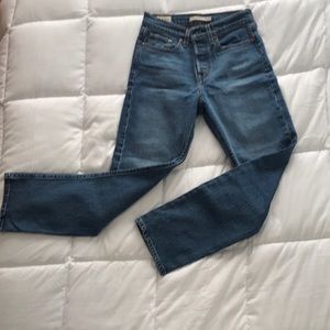 Levi’s wedgie straight jeans